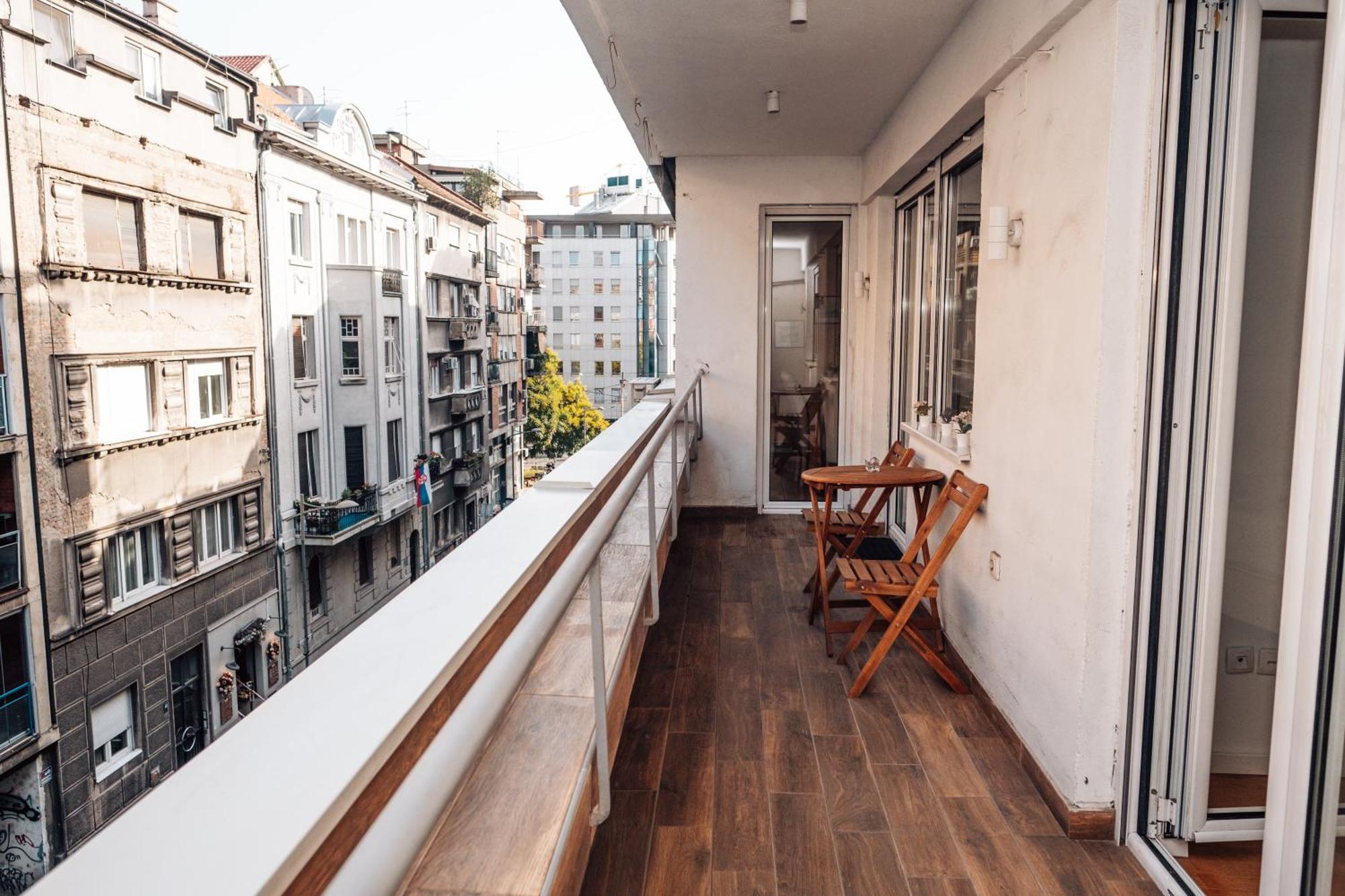 Crown Central Three Bedroom Apartment Belgrade Exterior photo